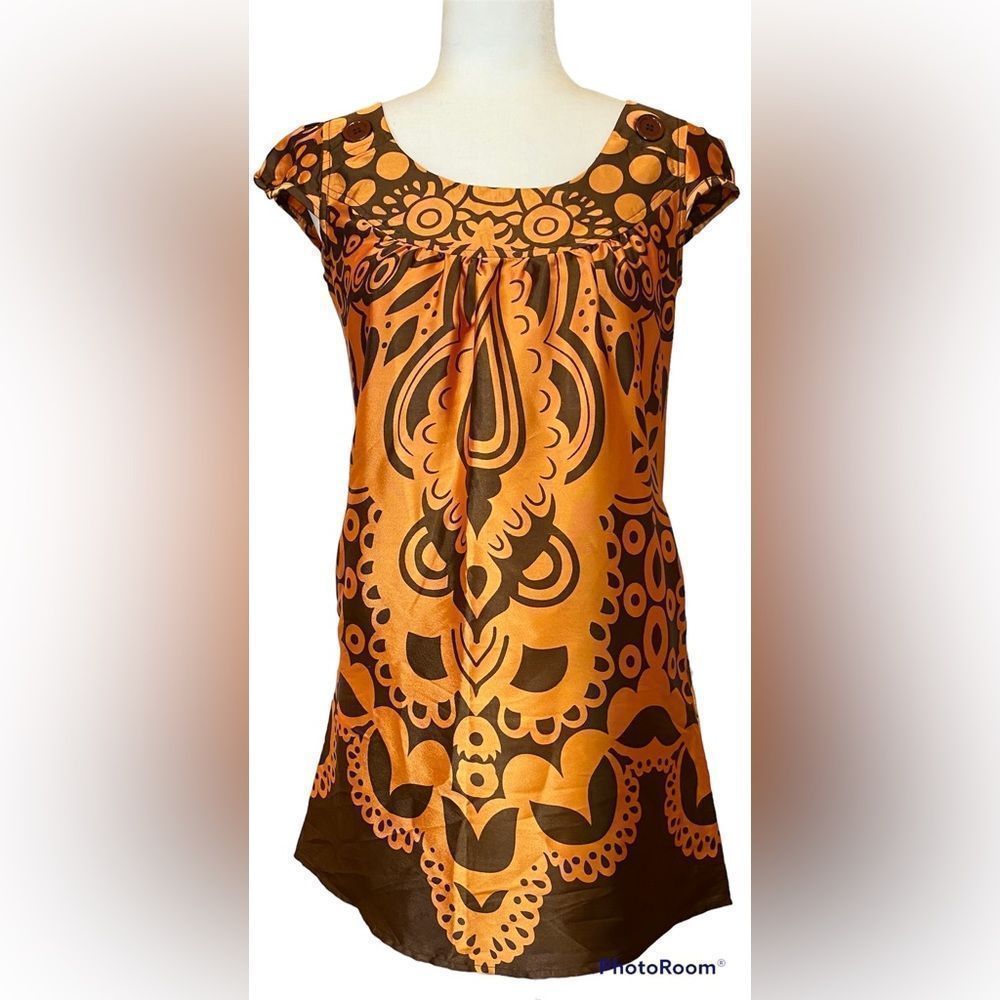 Tramp Orange/ Brown printed satin Short Sleeves Women’s dress Small